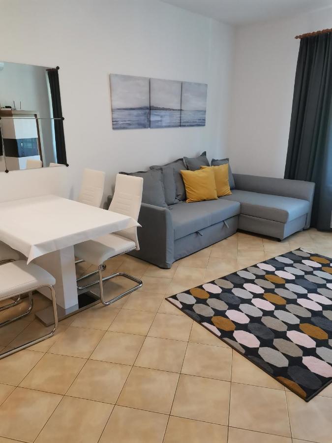 Simon Apartman Balatonlelle Exterior foto